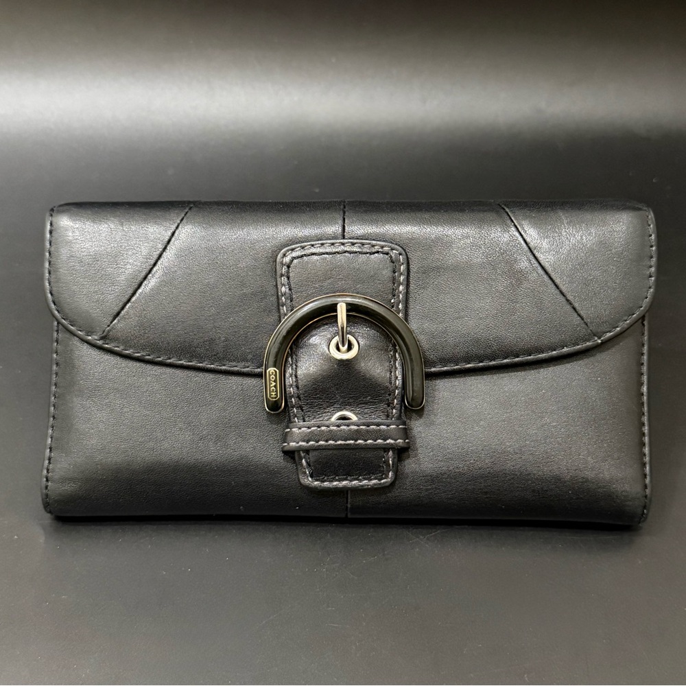 Vintage COACH Soho Black Leather Buckle
Trifold Wallet